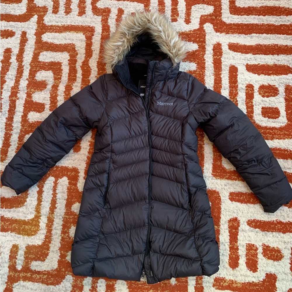 Marmot Montreal Down Coat Thigh Length- Women's Medium